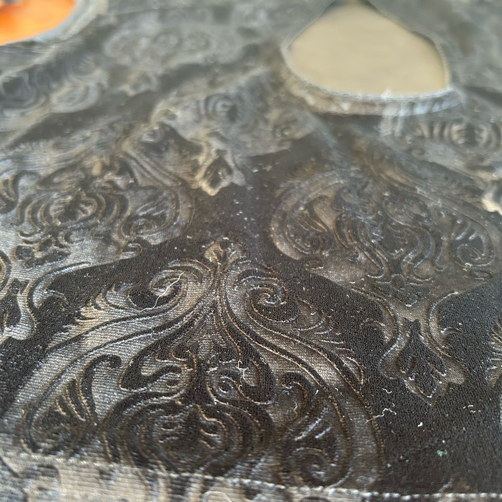 Widow X Dolls Kill Velvet Demask Jacquard Top - Picture 4 of 4